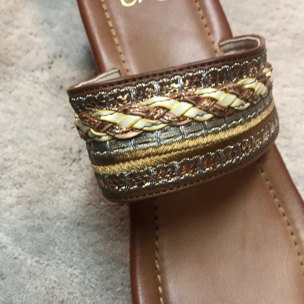 Shoes - Picture 3 of 3